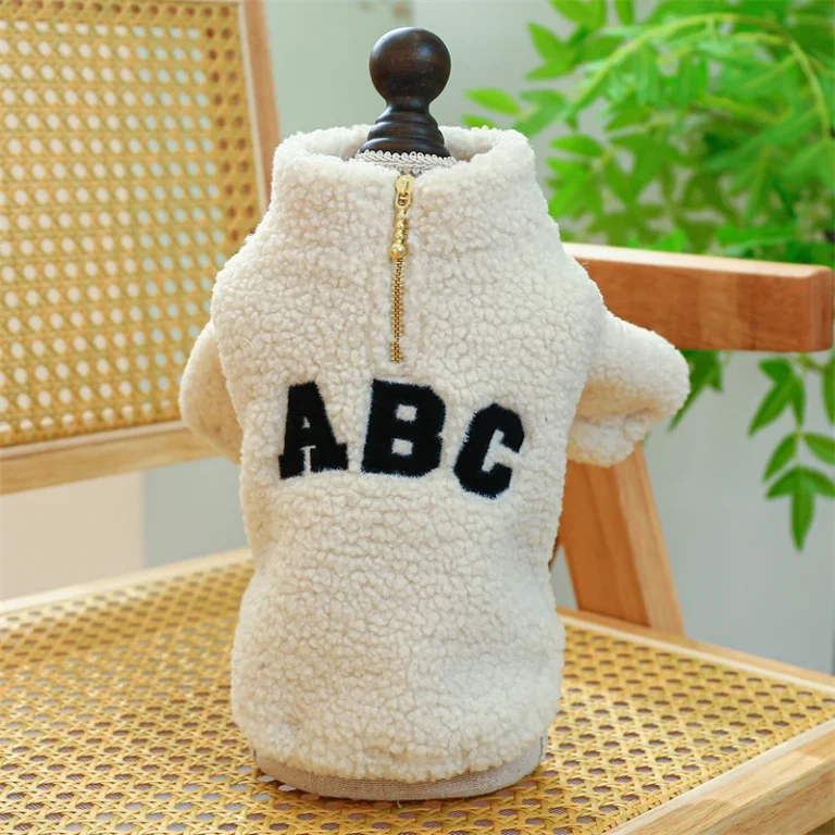 Sweat-shirt d'hiver moelleux avec lettres modernes pour bouledogue français, manteau pour chien York, vent vert, chat, optique respirante, sourire, nouvel an 3