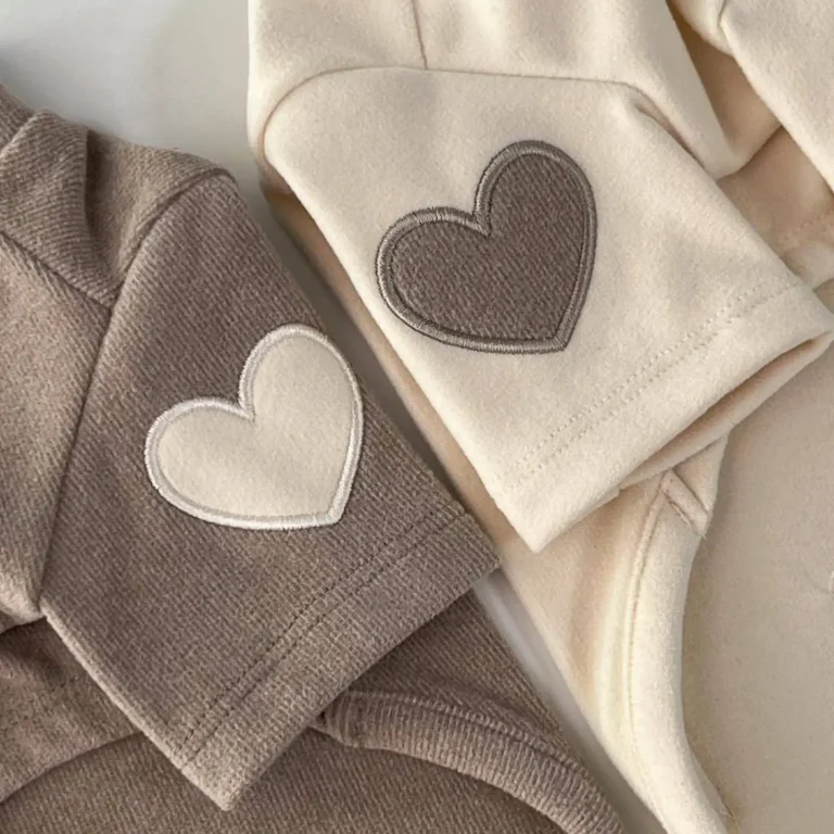 Sweat à capuche mignon pour animaux de compagnie, chemise de base pour chien, ours en peluche, Yorkshire, chat, amour, vêtements chauds, vêtements de créateur, automne et hiver 11