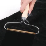 Brosse à poils d'animaux en laine pour animaux de compagnie, épilateur portable, peigne manuel pour chiens et chats 3