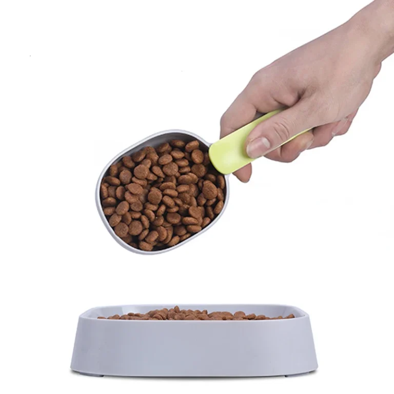 Nourriture multifonctionnelle pour chien et chat, pelle, cuillère d'alimentation, sac scellé, Clip, tasse à mesurer créative, conception incurvée, facile à nettoyer 3