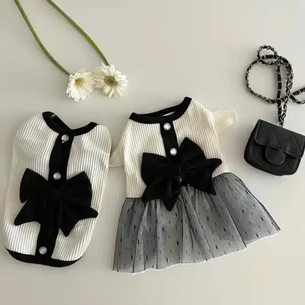 Robe de luxe pour petits chiens, vêtements d'été pour chiots, jupe en dentelle avec nœud, t-shirt noir et blanc pour filles, Costume pour chien, gilet Chihuahua 1