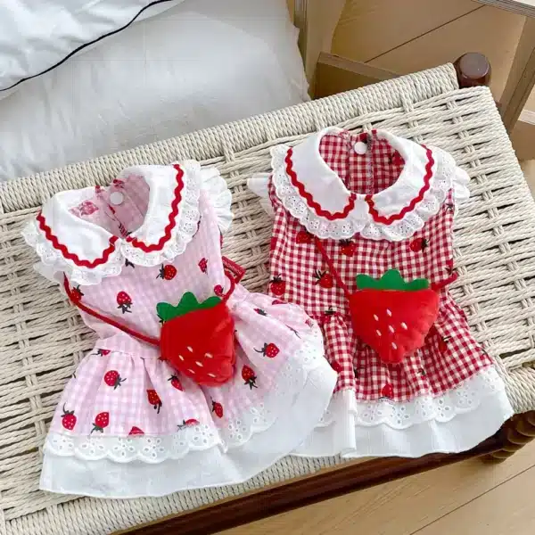 Robe fraise pour chiens été printemps mignon Plaid femme fille chiot animal de compagnie chat vêtements Yorkie Chihuahua petits carillons moyens 1