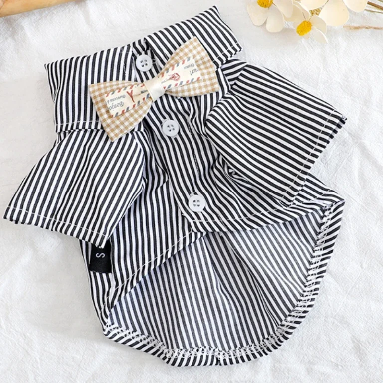 Vêtements pour chiens de compagnie chemises rayées à nœud papillon mince été bleu mode Chihuahua chemise à rayures pour petits chiens vêtements en gros 5