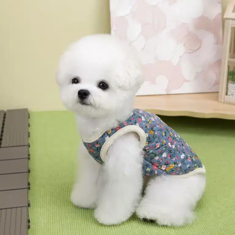 Gilet à fleurs en pilou pour chien 3