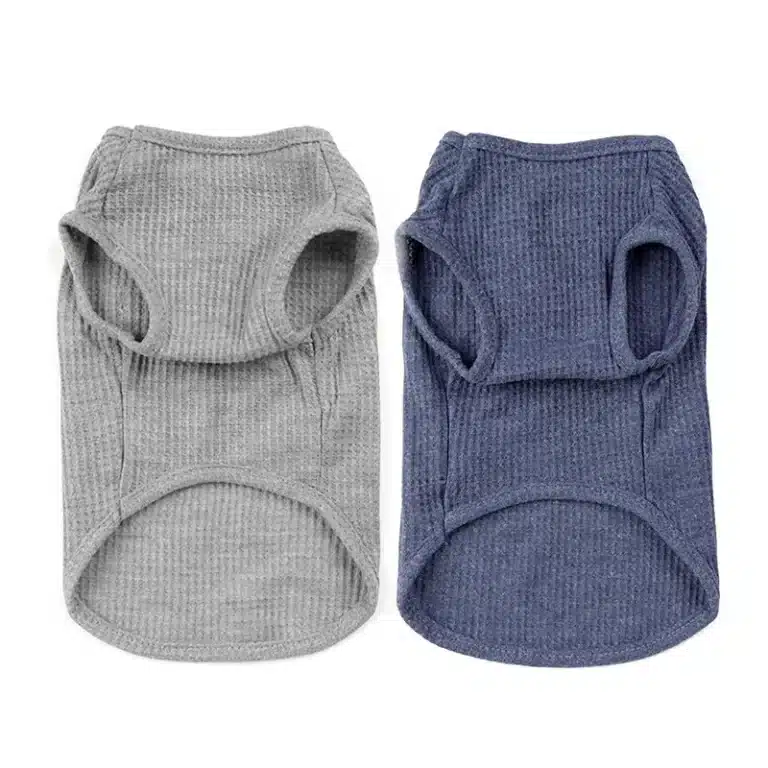 Tee shirt avec poche sur le dos pour chihuahua 2