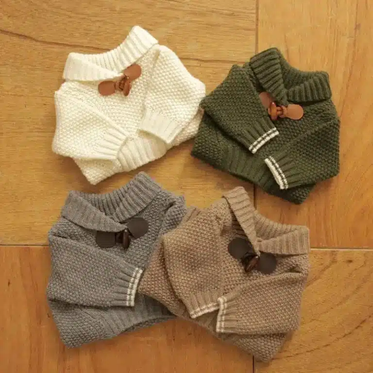 Pull en laine tricoté pour petit chien 1