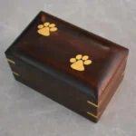 Urne en bois pour chien 3
