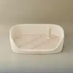 Litière pour petit chien sur terrasse blanc 2