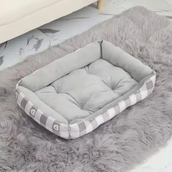 Panier relaxant pour petit chien gris à carreaux 4
