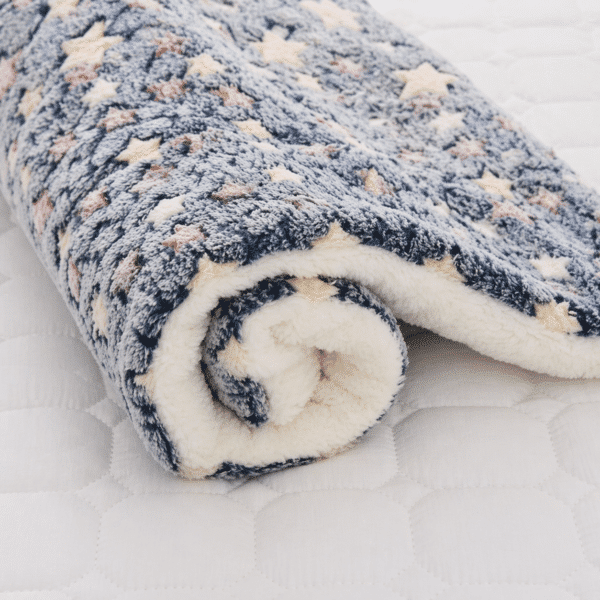 Tapis de couchage pour chien bleu et blanc étoile