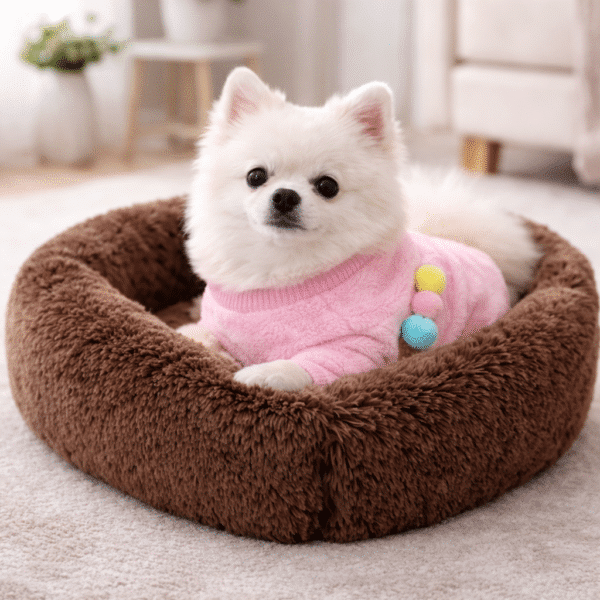 Lit moelleux pour petit chien marron