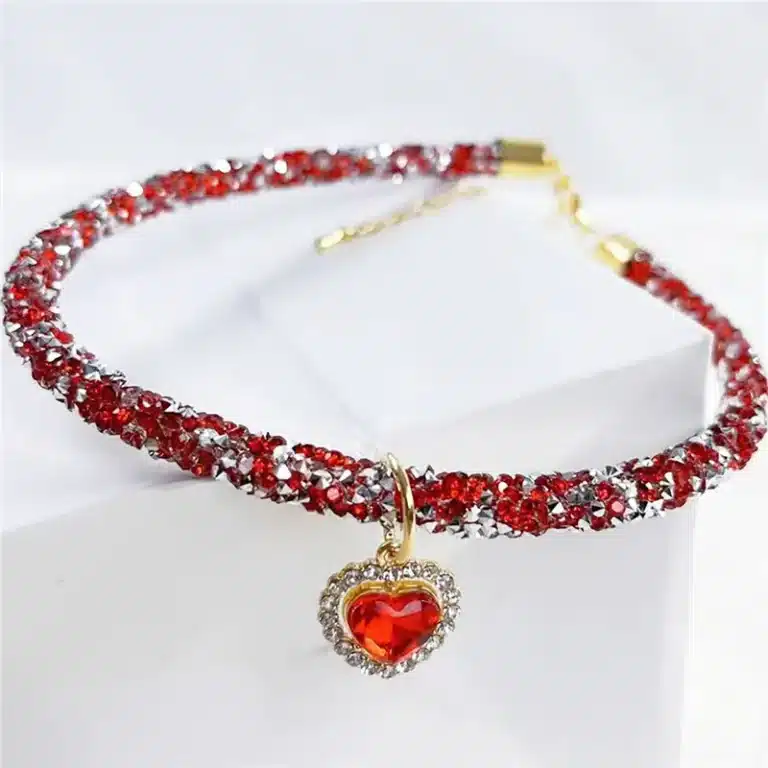 Collier en cristal chihuahua rouge 7