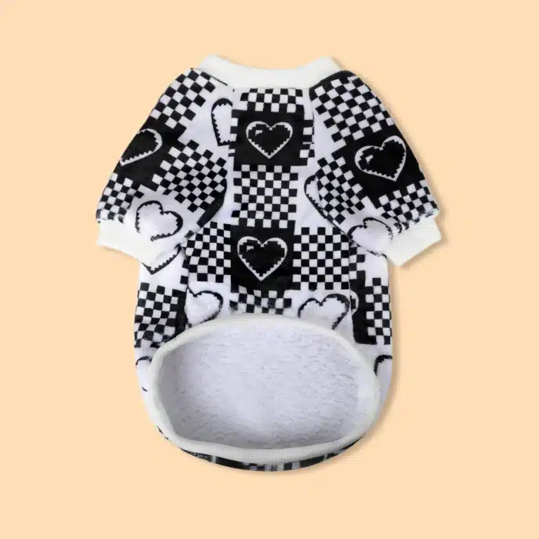 Pull coeur et carreaux chien 2