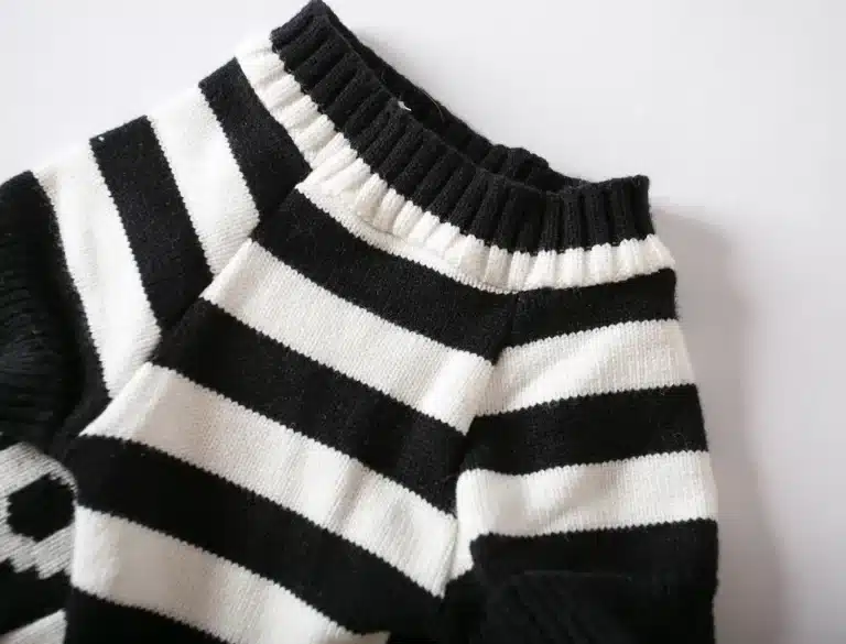 Pull crâne halloween blanc et noir chien 5