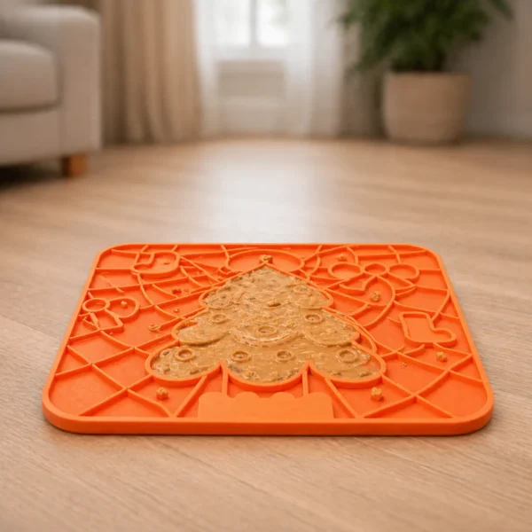 Tapis de léchage forme sapin orange pour chien