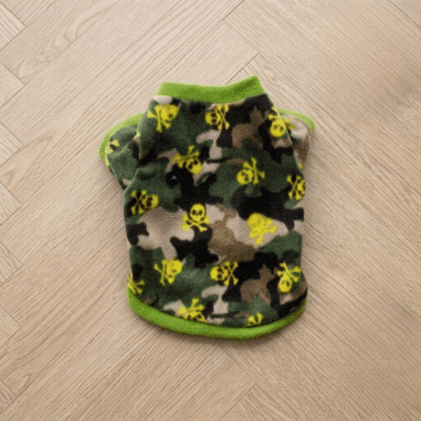 Pull militaire crâne spitz