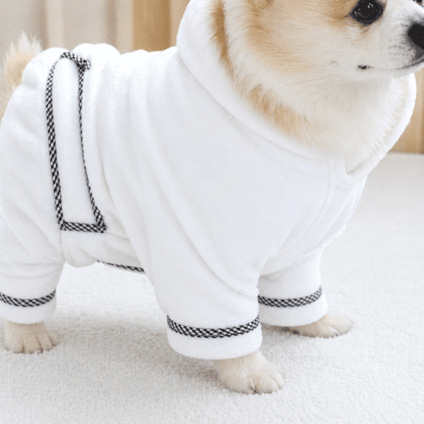 Peignoir pour chien élégant