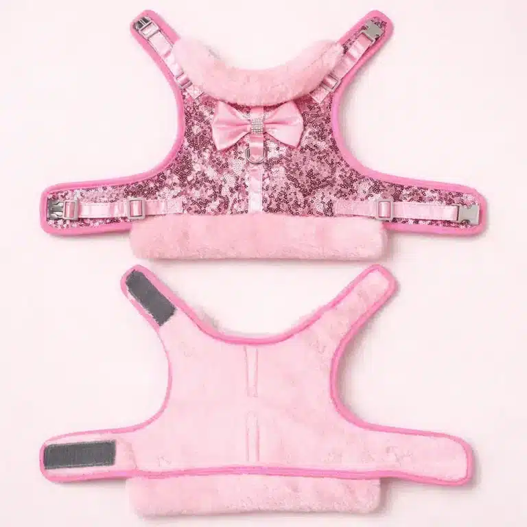 Harnais et laisse sequins rose petit chien ouvert