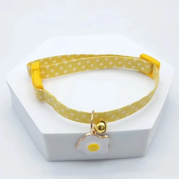 Collier chihuahua oeuf jaune