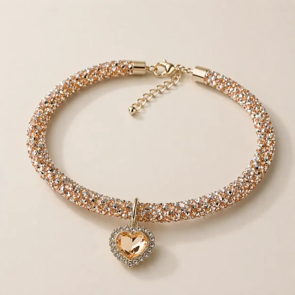 Collier en cuivre et zirconium chihuahua jaune