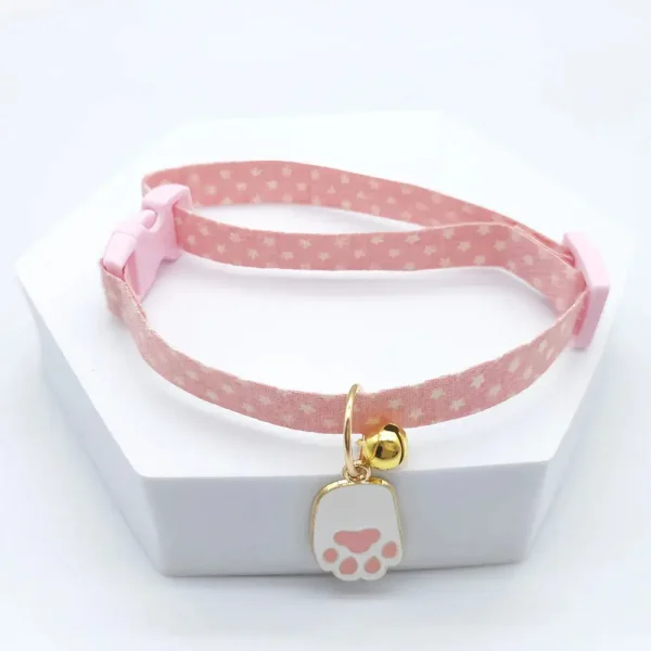Collier chihuahua patte rose