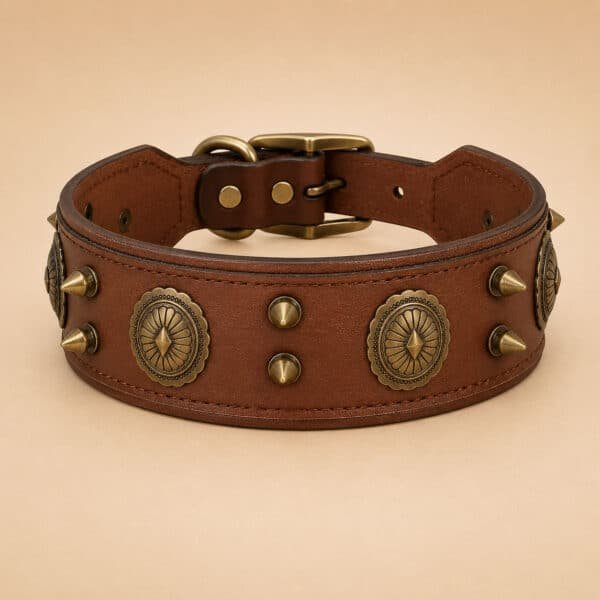 Collier en cuir marron pique chien